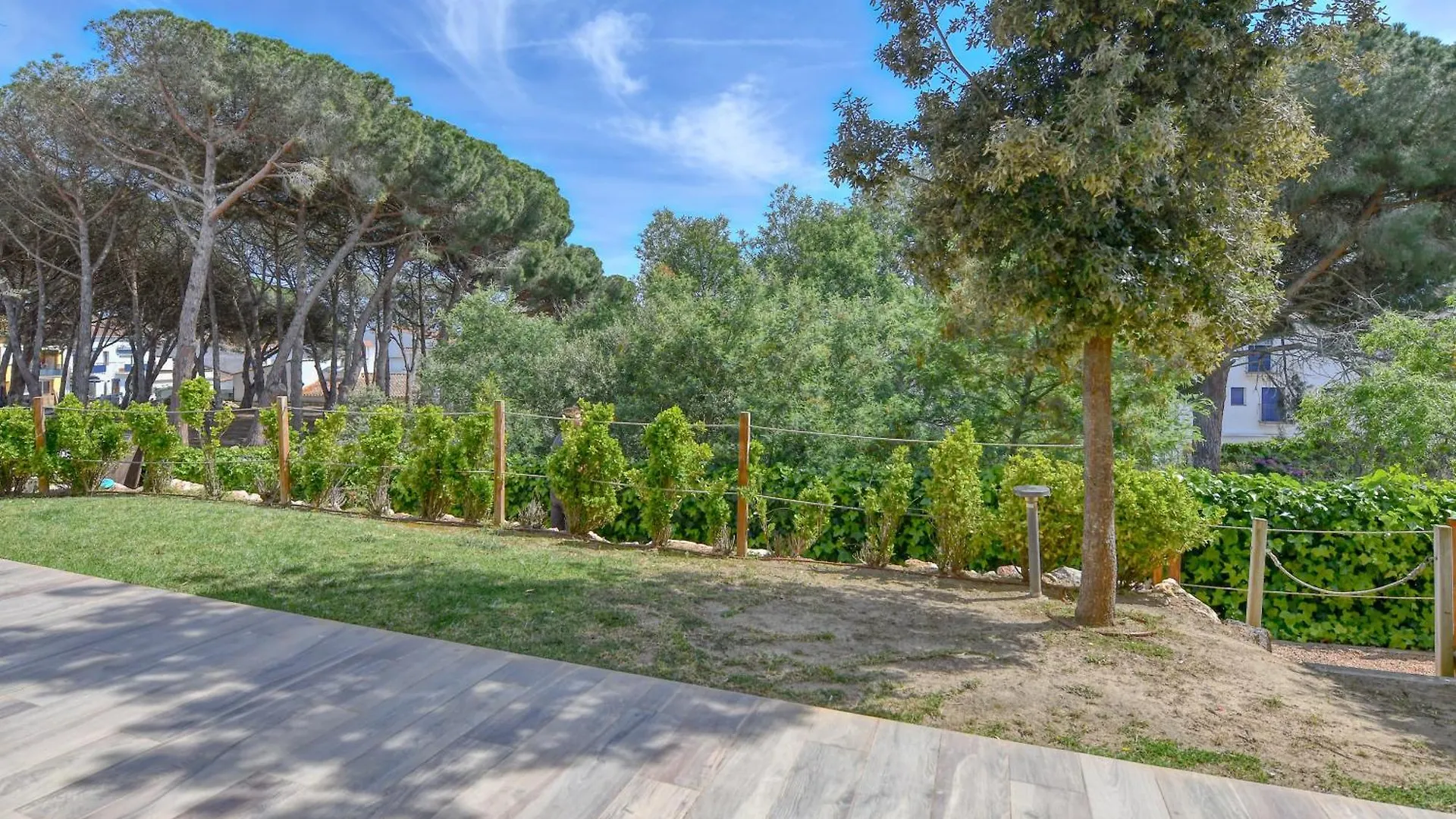 Luxury Central Apartments, Illa Blanca, Calella 卡莱利亚德帕拉弗鲁赫尔 0*,  西班牙