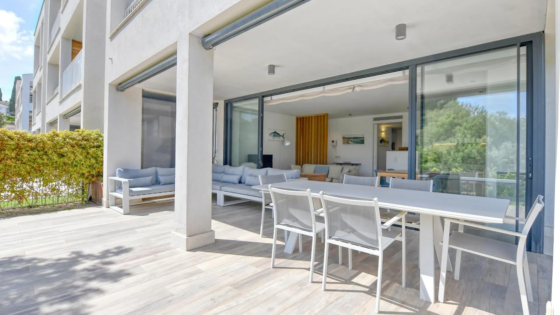 Luxury Central Apartments, Illa Blanca, Calella 卡莱利亚德帕拉弗鲁赫尔 公寓