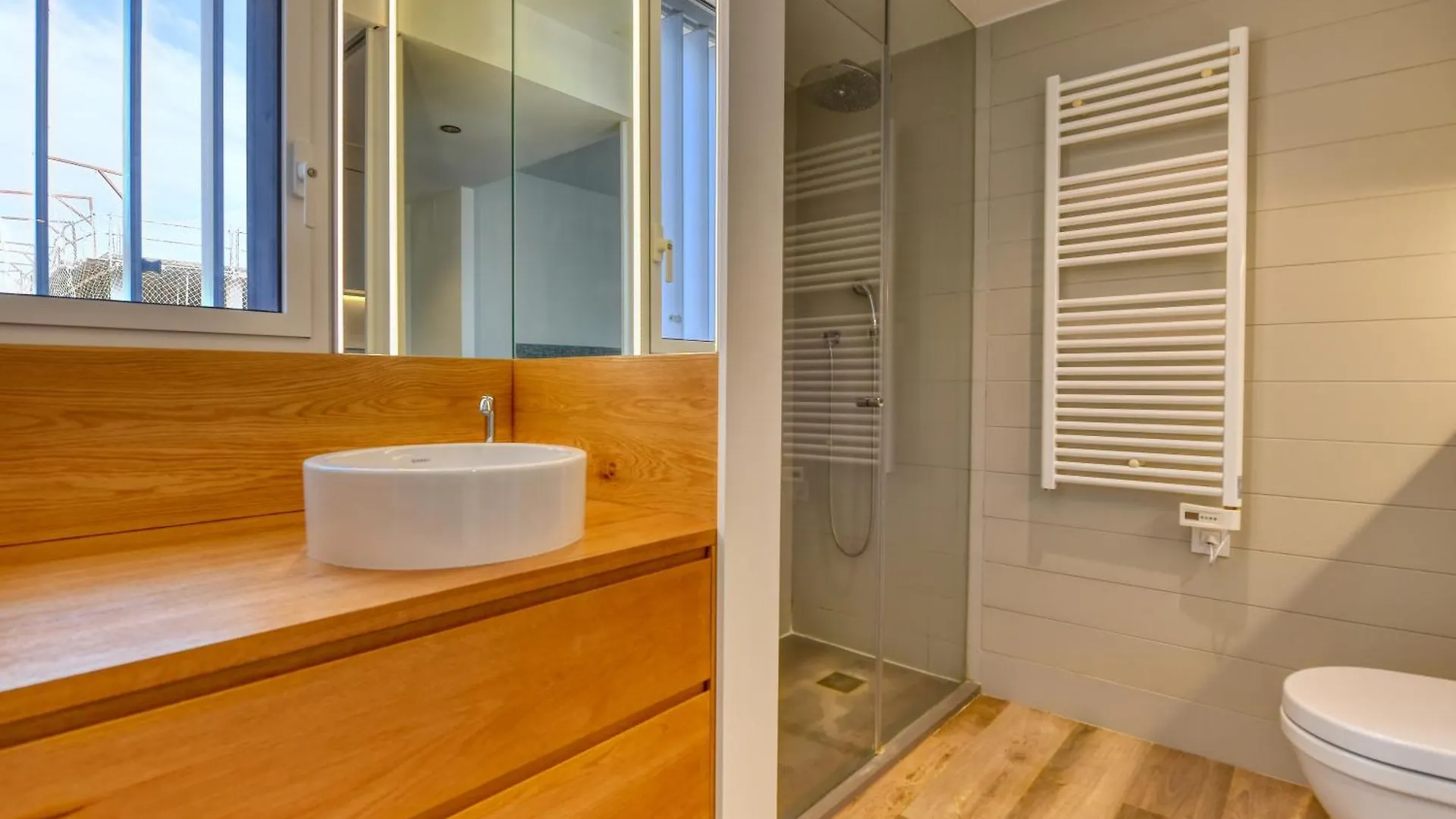 Luxury Central Apartments, Illa Blanca, Calella 卡莱利亚德帕拉弗鲁赫尔 0*,  西班牙